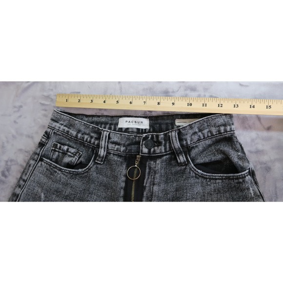 Pacsun Women's Acid‎ Wash Black Vintage Icon Raw Hem Denim Jeans. Size 25 - Picture 9 of 10